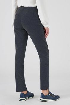 Pantalon enfilable fluide jacquard plumetis