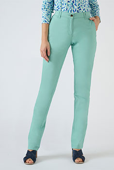 Pantalon chino coton stretch jambes fuselées