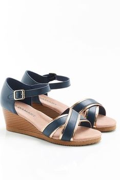 Sandales compensées brides croisées cuir mouton
