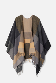Geruite poncho