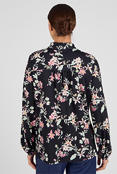 Overhemdblouse van warm tricot