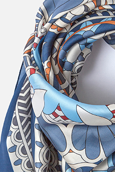 Foulard carré imprimé géométrique