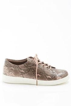 Sneaker in reptiellook