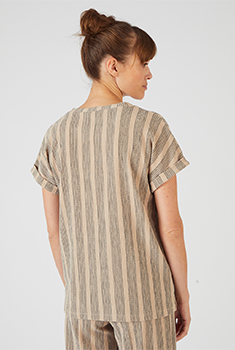 Tee-shirt en maille texturée rayée