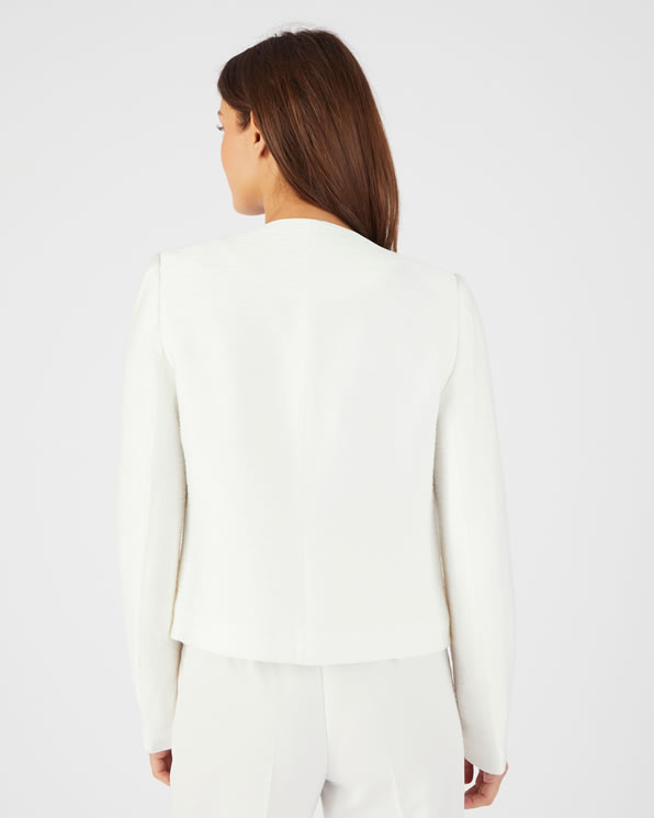 Veste matière reliéfée plissée
