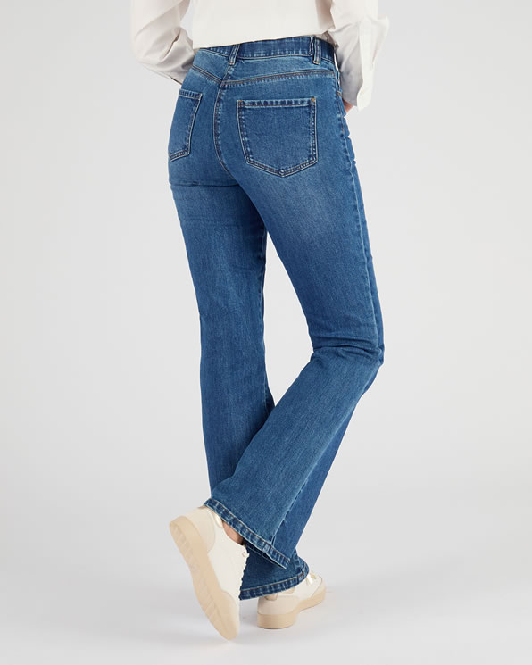 Flared jeans