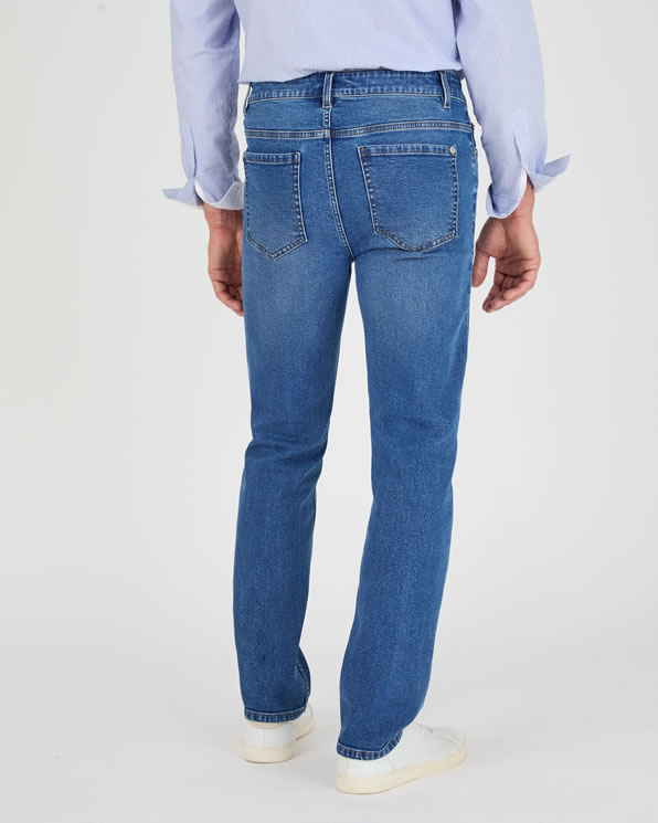 Jeans straight 5 zakken.