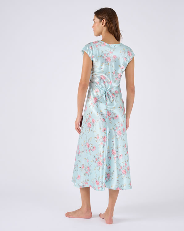 Chemise de nuit satin et dentelle