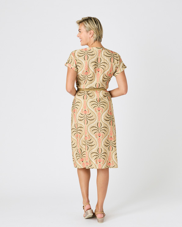 Robe gaufrée + ceinture