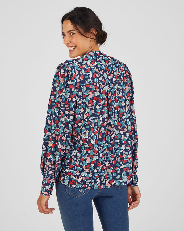 Blouse in crêpe met plooitjes