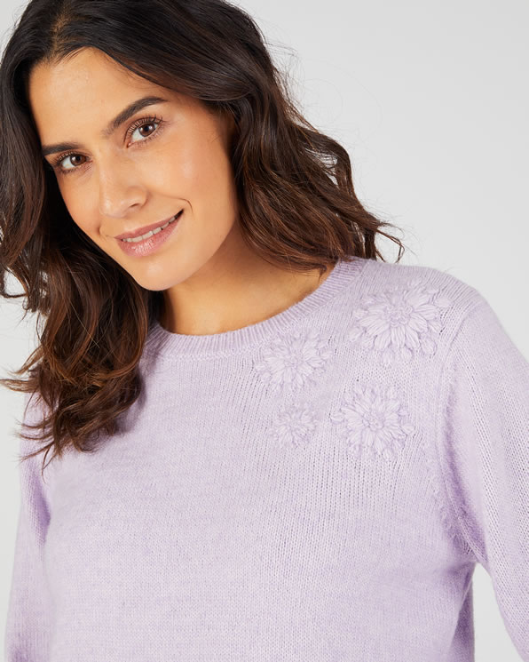 Pull doux broderie fleur