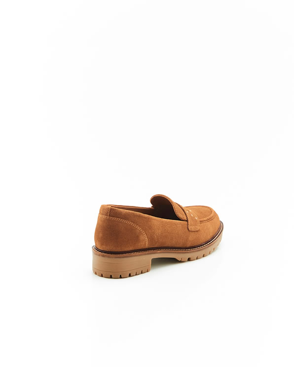 Mocassins Amortyl détails cloutés