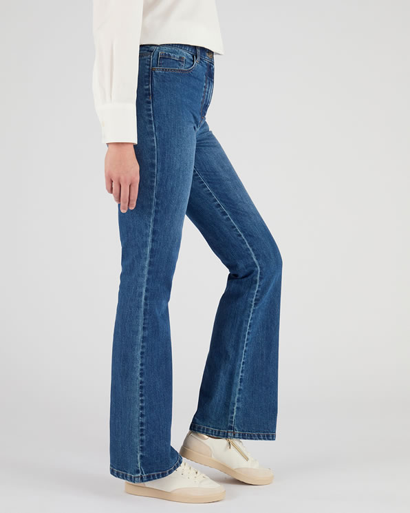 Flared jeans