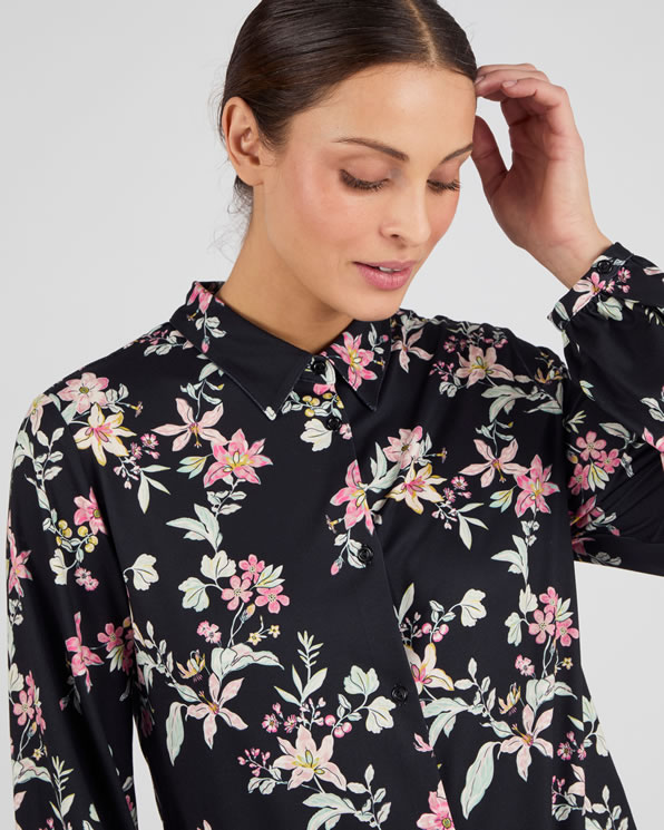 Overhemdblouse van warm tricot