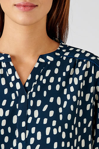 Blouse stretch imprimé taches