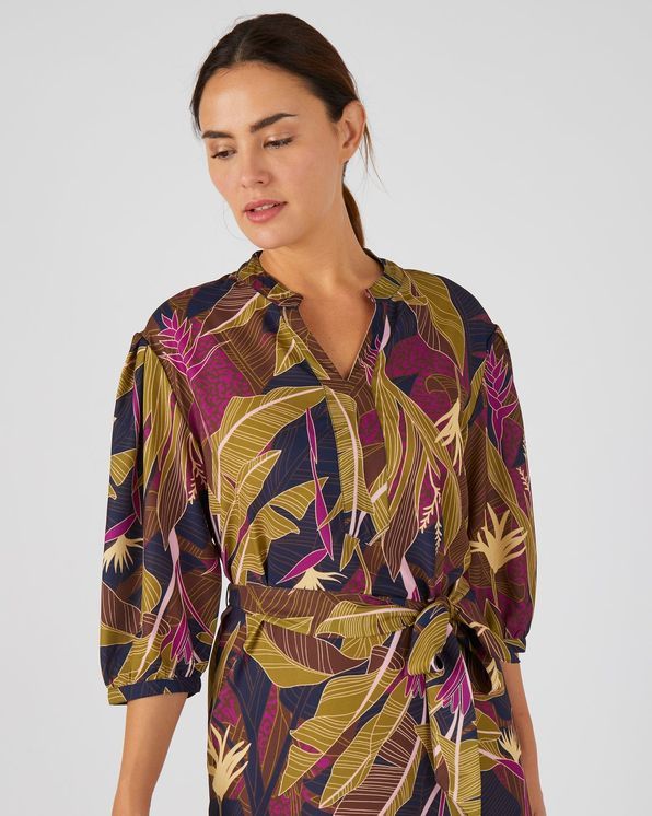 Lange jurk in soepele crêpestof met tropische print