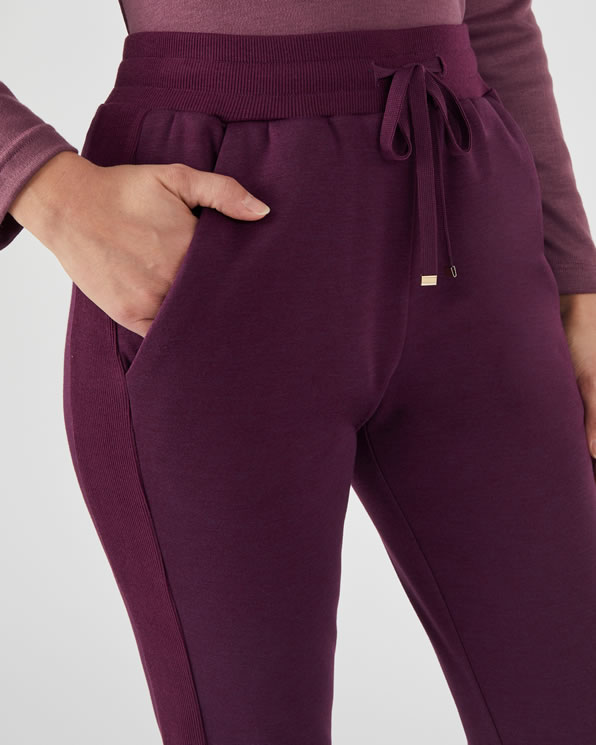 Broek van twee materialen gemoltoneerd met fleece voering