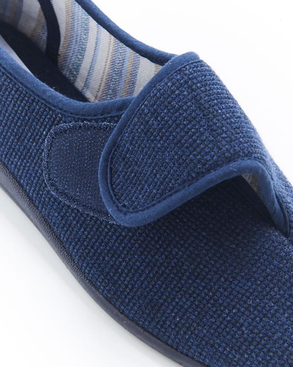 Pantoffels van wafeltricot met kittenband
