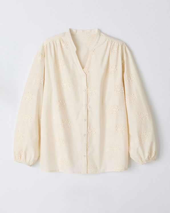 Chemisier broderies reliéfées