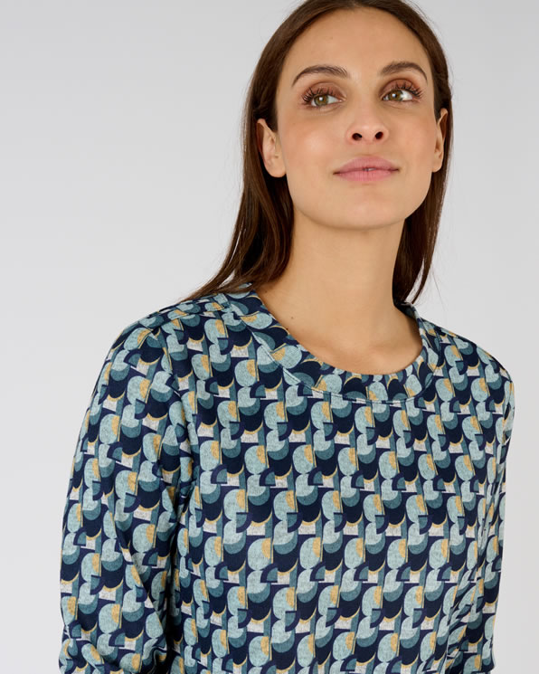 T-shirt in warm tricot met kasjmierprint