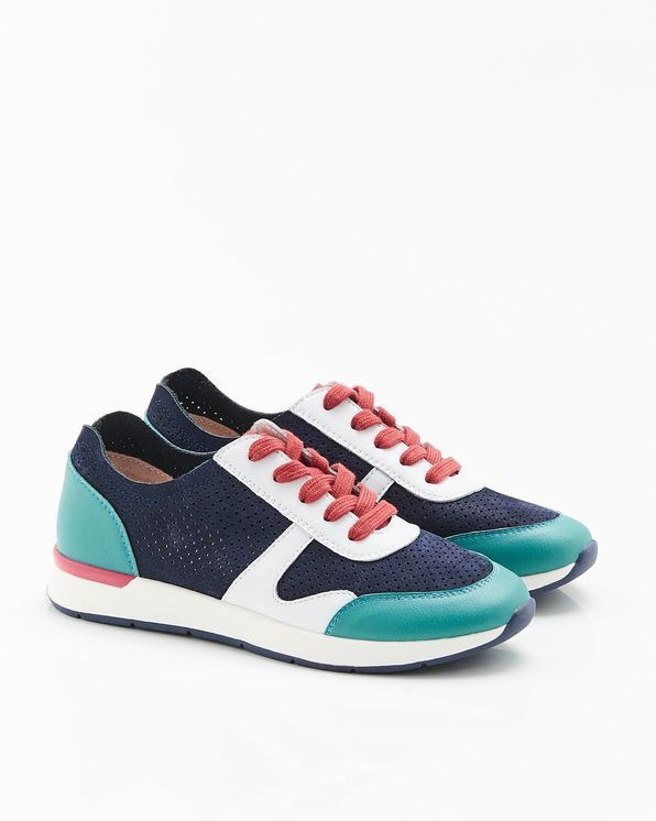 Baskets légères cuir vachette aspect nubuck Amortyl®