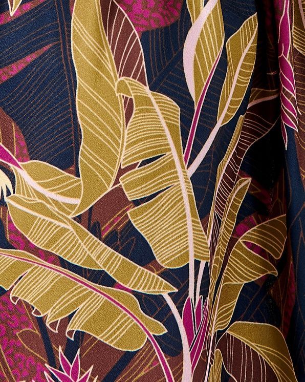 Blouse in soepele crêpe met tropische print