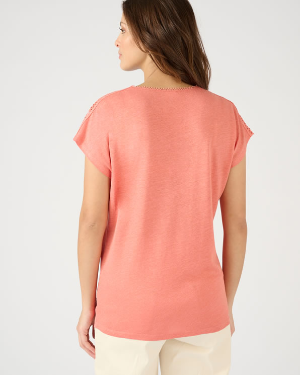 T-shirt met glanseffect in linnenmix met viscose