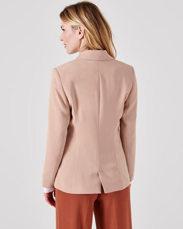 Veste chic facile à vivre