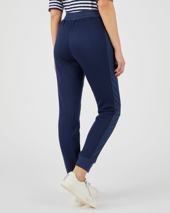 Broek van twee materialen gemoltoneerd met fleece voering