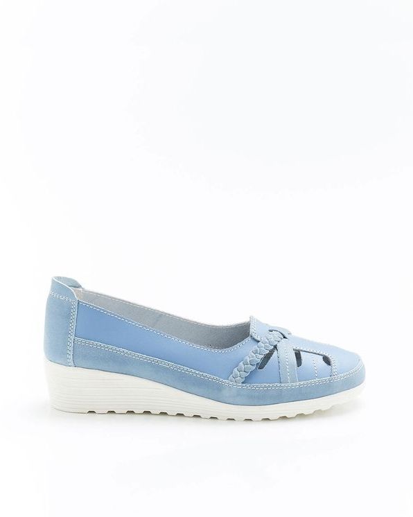 Mocassin glanseffect en vlechtwerk