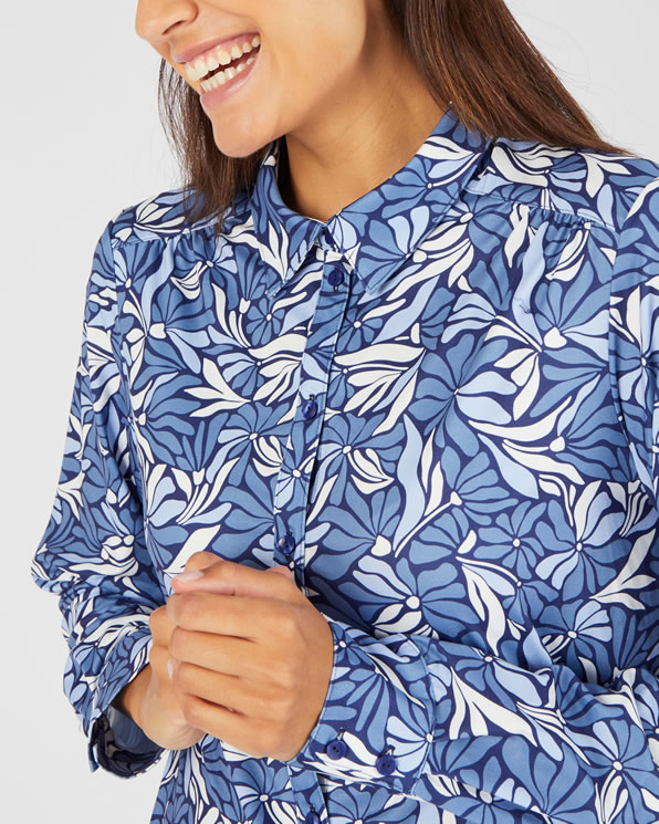 Overhemdblouse van warm tricot