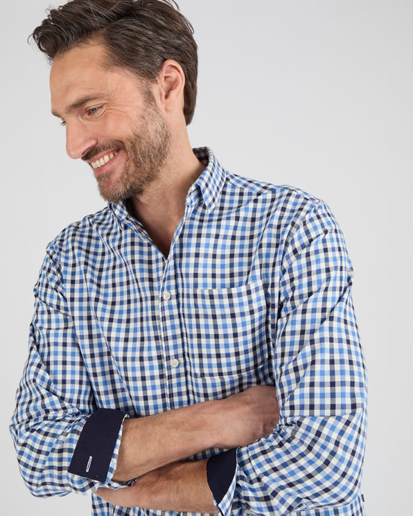 Chemise à carreaux