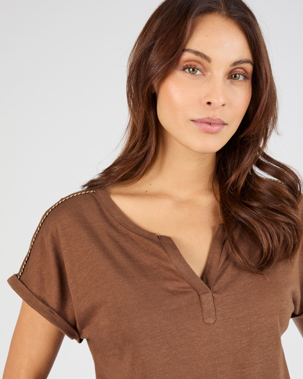 T-shirt mélange lin, détails tressés