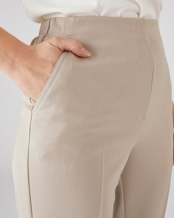 Broek met stretch valt piekfijn