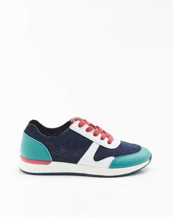 Baskets légères cuir vachette aspect nubuck Amortyl®