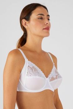 Soutien-gorge "Amazone" de Chantelle®, à armatures