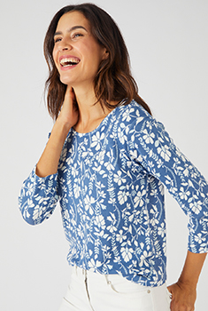 Pull in fijn tricot met 3/4-mouwen