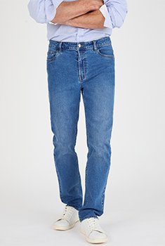 Jeans straight 5 zakken.