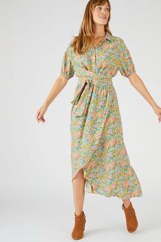 Robe longue esprit cache-cœur tissu créponné fleuri