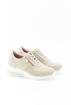 Sneaker met glanseffect en sleehak Amortyl®