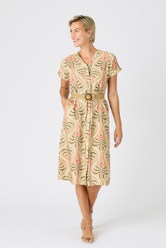 Robe gaufrée + ceinture