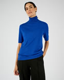 Pull col roulé côtelé maille fluide