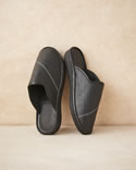 Chaussons mules en cuir grainé