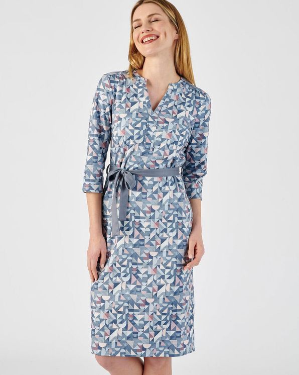 Jurk in warm tricot met grafische print