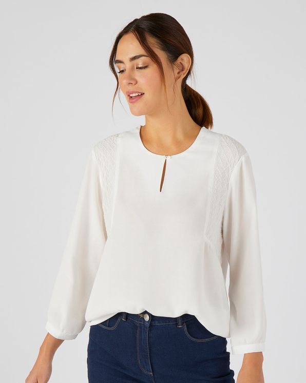Blouse crêpe fluide brodé