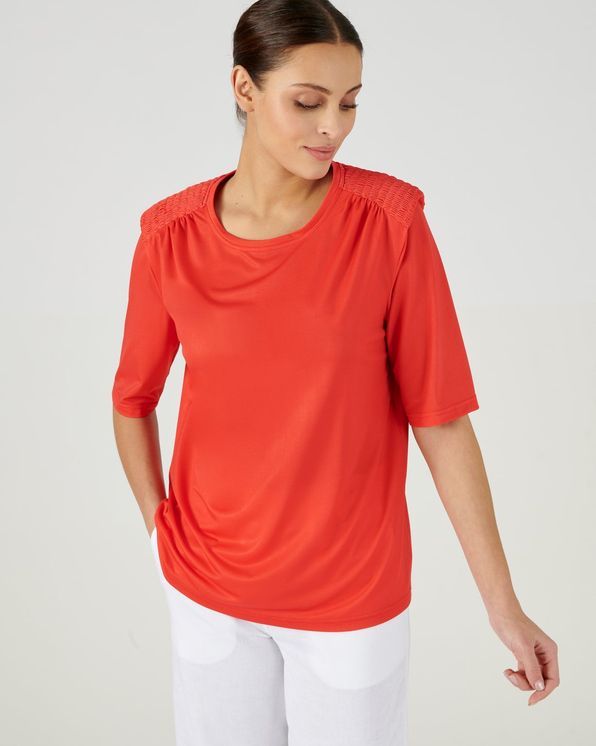 Soepel T-shirt met schoudervullingen